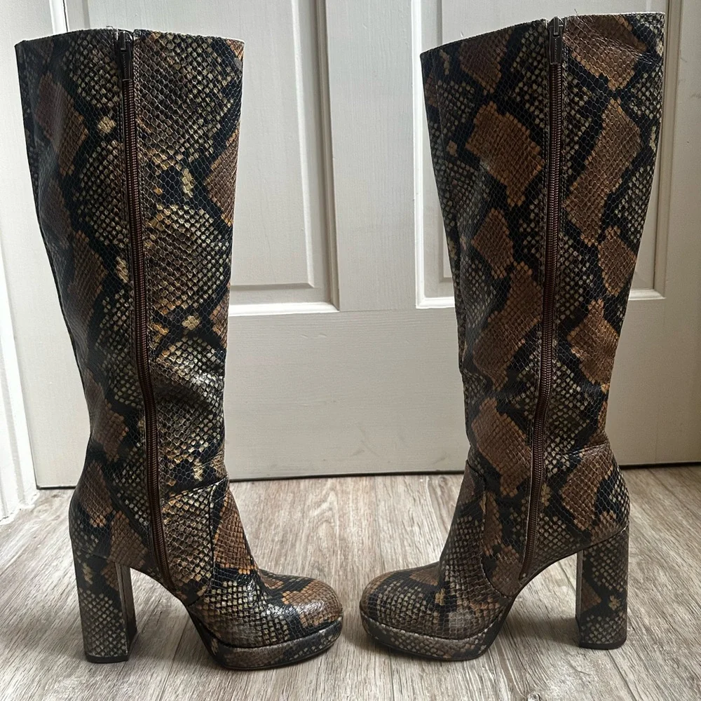 Gorgeous Snakeskin Tall Boots - Picture 4 of 9